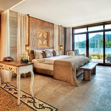 Marti Hemithea Hotel