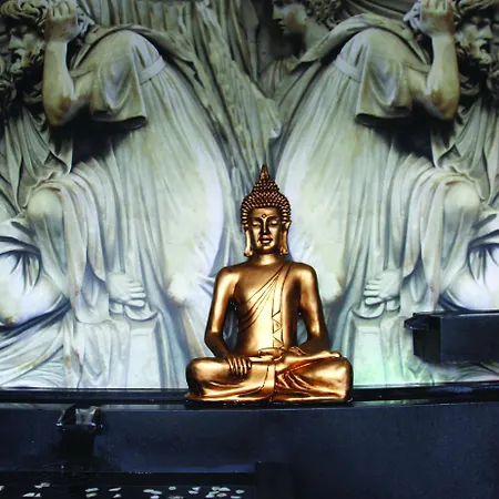 Marti Hemithea * Orhaniye