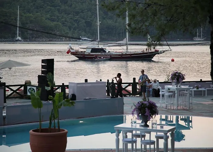 Marti Hemithea מלון *