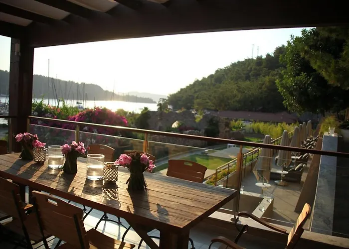 Marti Hemithea Hotell